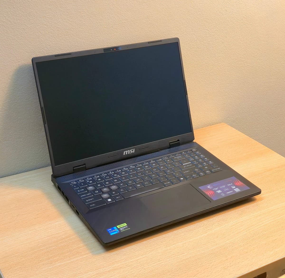 MSI CROSSHAIR 16 HX D14VGKG - Image 2
