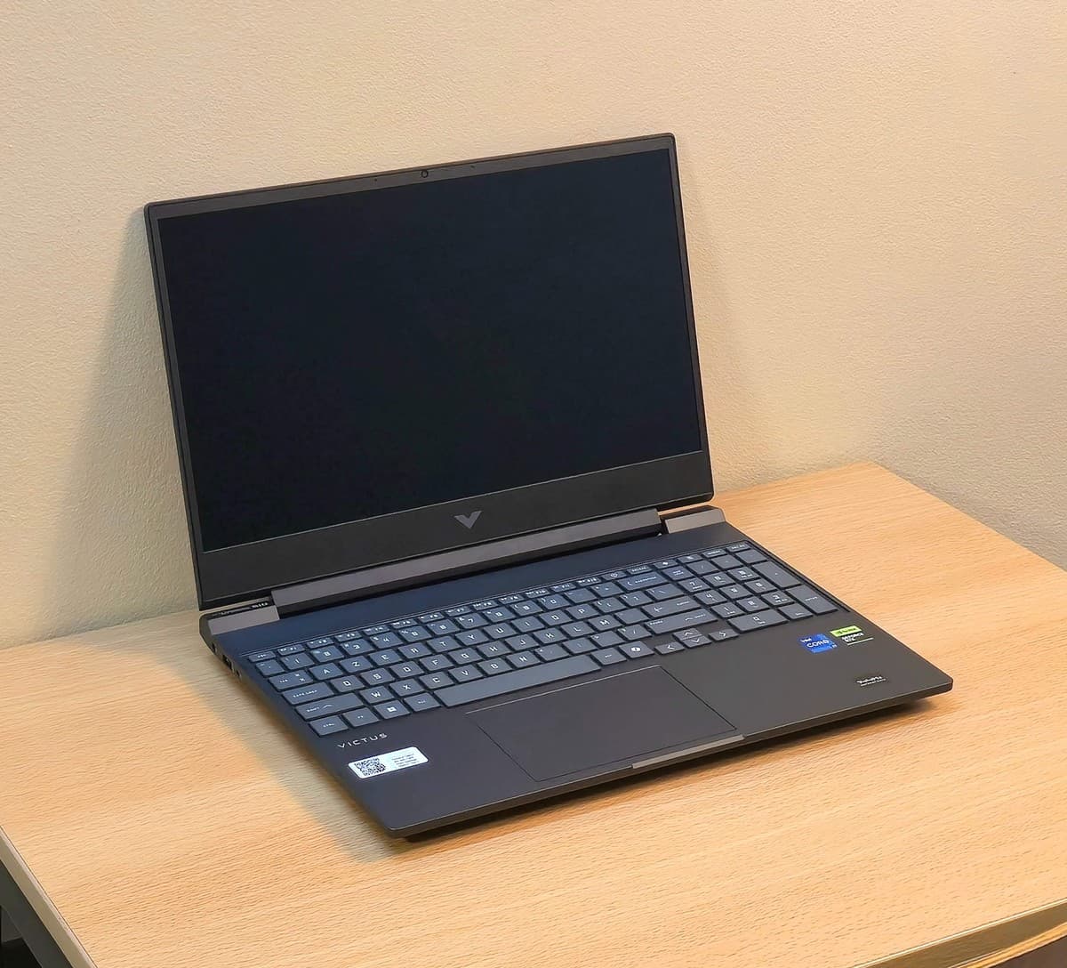 VICTUS BY HP GAMING Laptop 15-FA2352T - Image 3