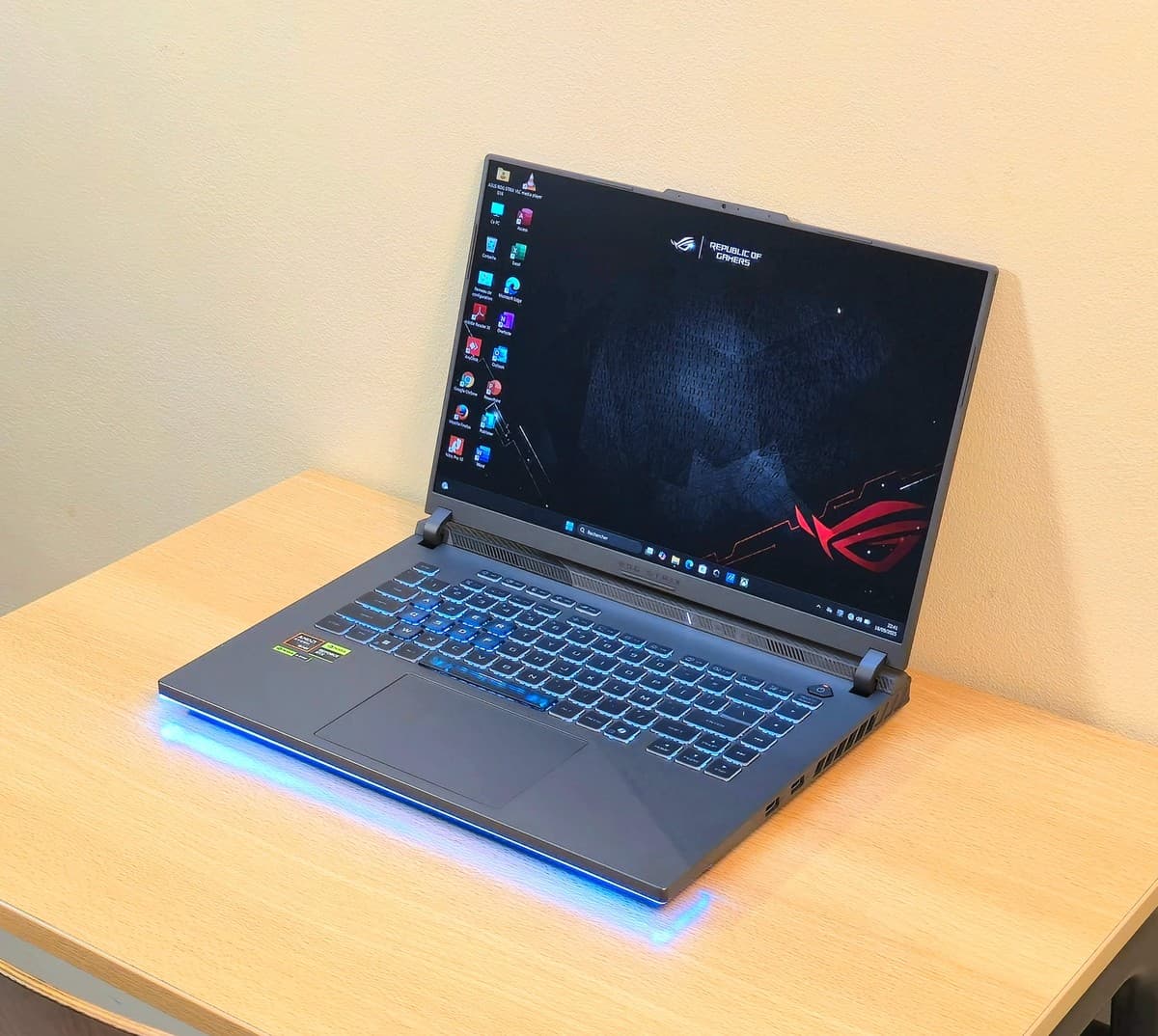 ASUS ROG STRIX G16 G614PR GAMING LAPTOP - Image 5