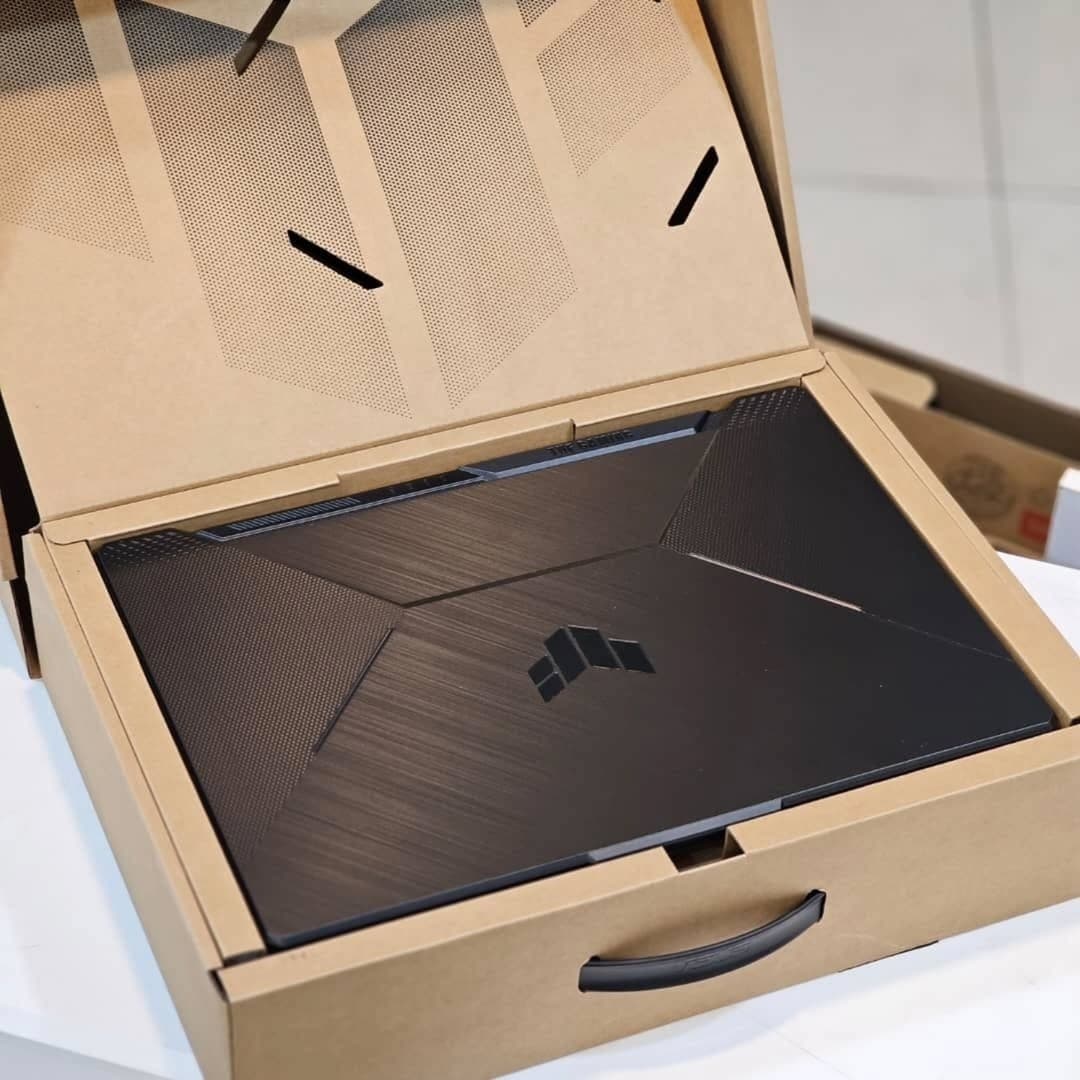 ASUS TUF GAMING A15 FA506NCR - Image 9