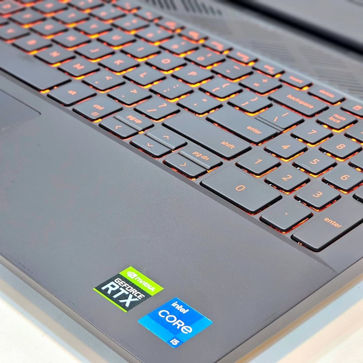 Dell G15 G5530-7388GRY-PUS - Image 4