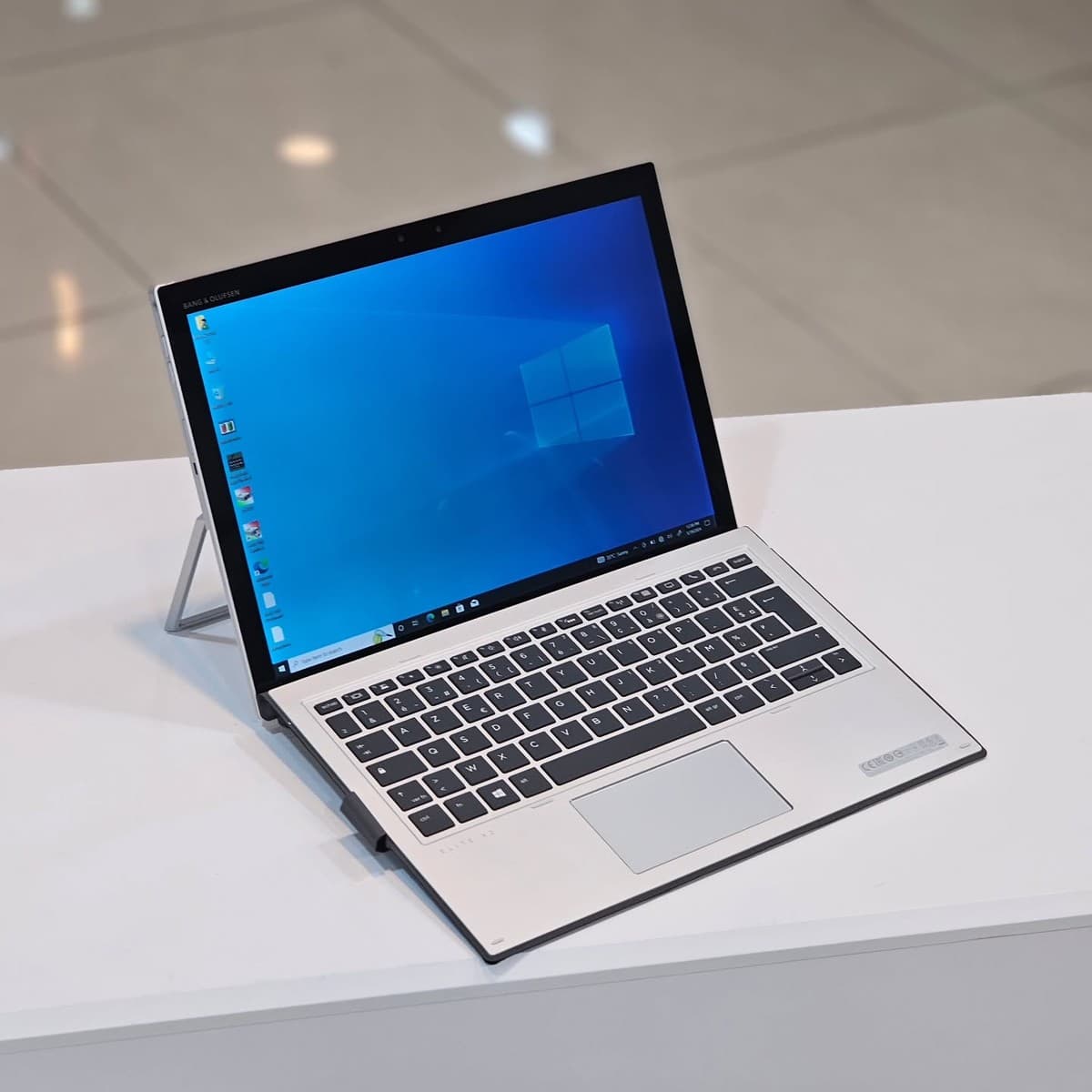 HP Elite X2 1013 G3 ¦ Hybride, Convertible, Détachable - Image 2