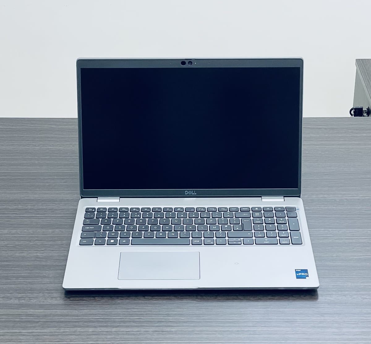 Dell Latitude 5540 / Core i5-13ème GEN / SSD 256Go RAM 16Go - Image 3