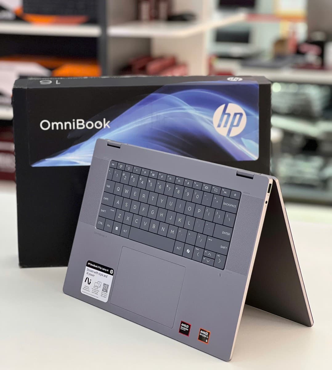 HP OmniBook X Flip NGAI Laptop 16-ar0013dx