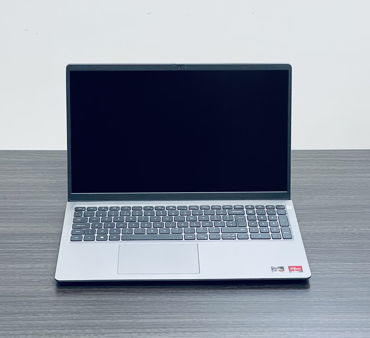 Dell Vostro 3525 / AMD Ryzen™ 7 5825U / SSD 512Go / RAM 16Go - Image 2