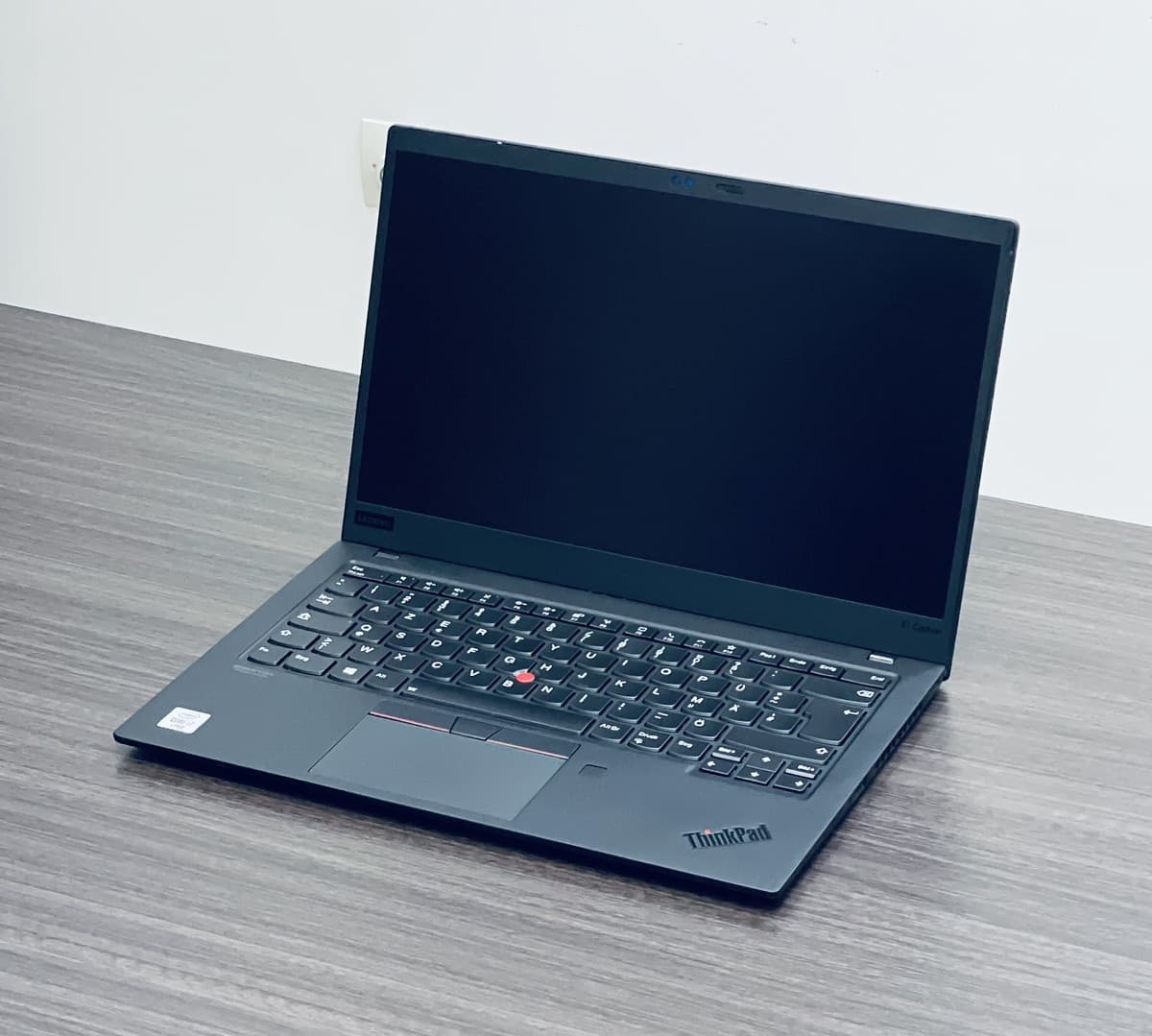 LENOVO ThinkPad X1 Carbon GEN 8 - Image 5