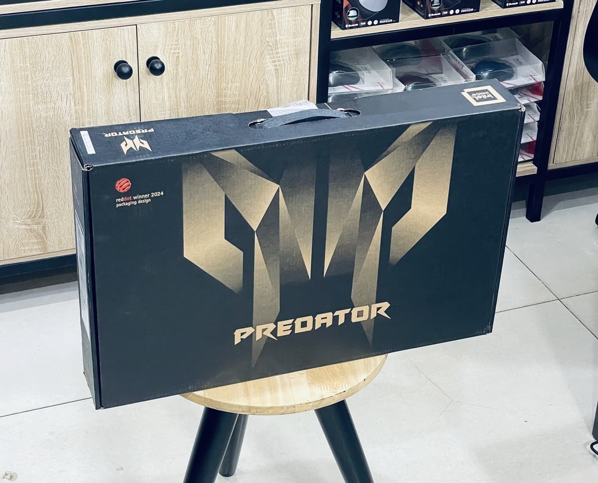 ACER PREDATOR HELIOS NEO 16 AI (PHN16-73)