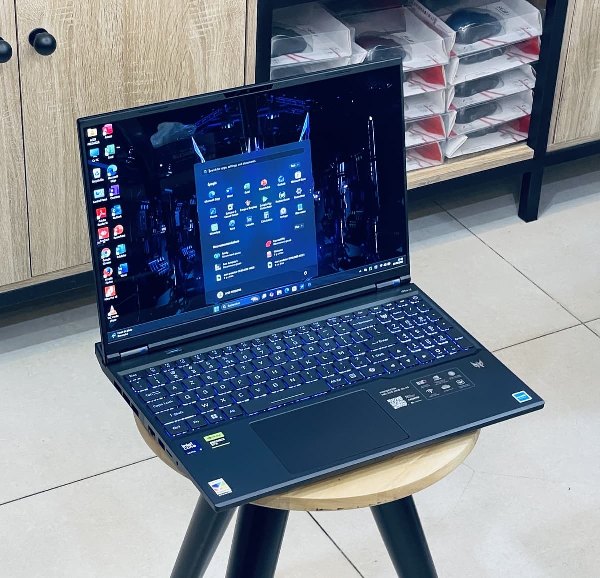 ACER PREDATOR HELIOS NEO 16 AI (PHN16-73) - Image 2