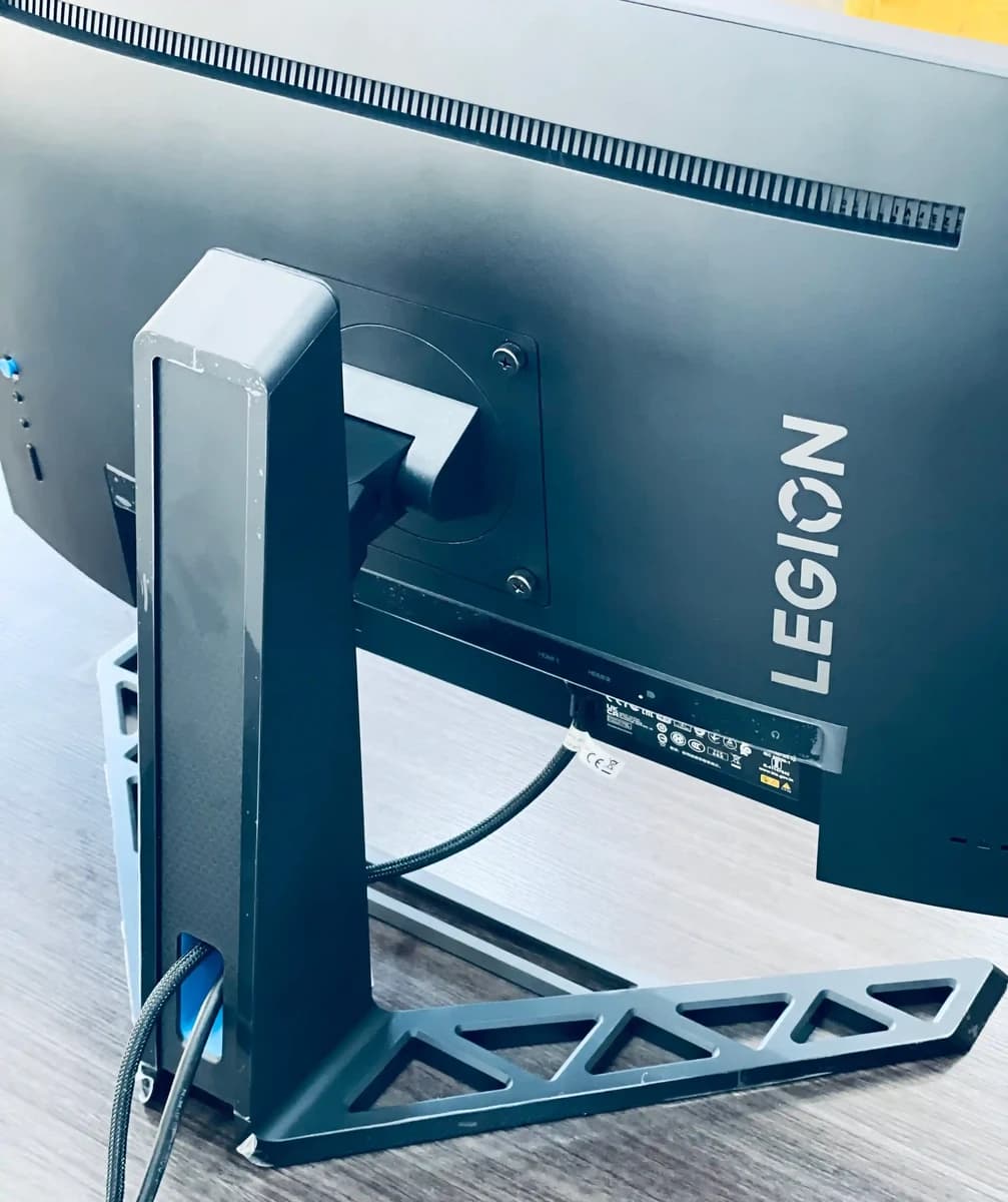 LENOVO LEGION R25f-30 24.5" ~ 240Hz (67B8GACBWW) - Image 9