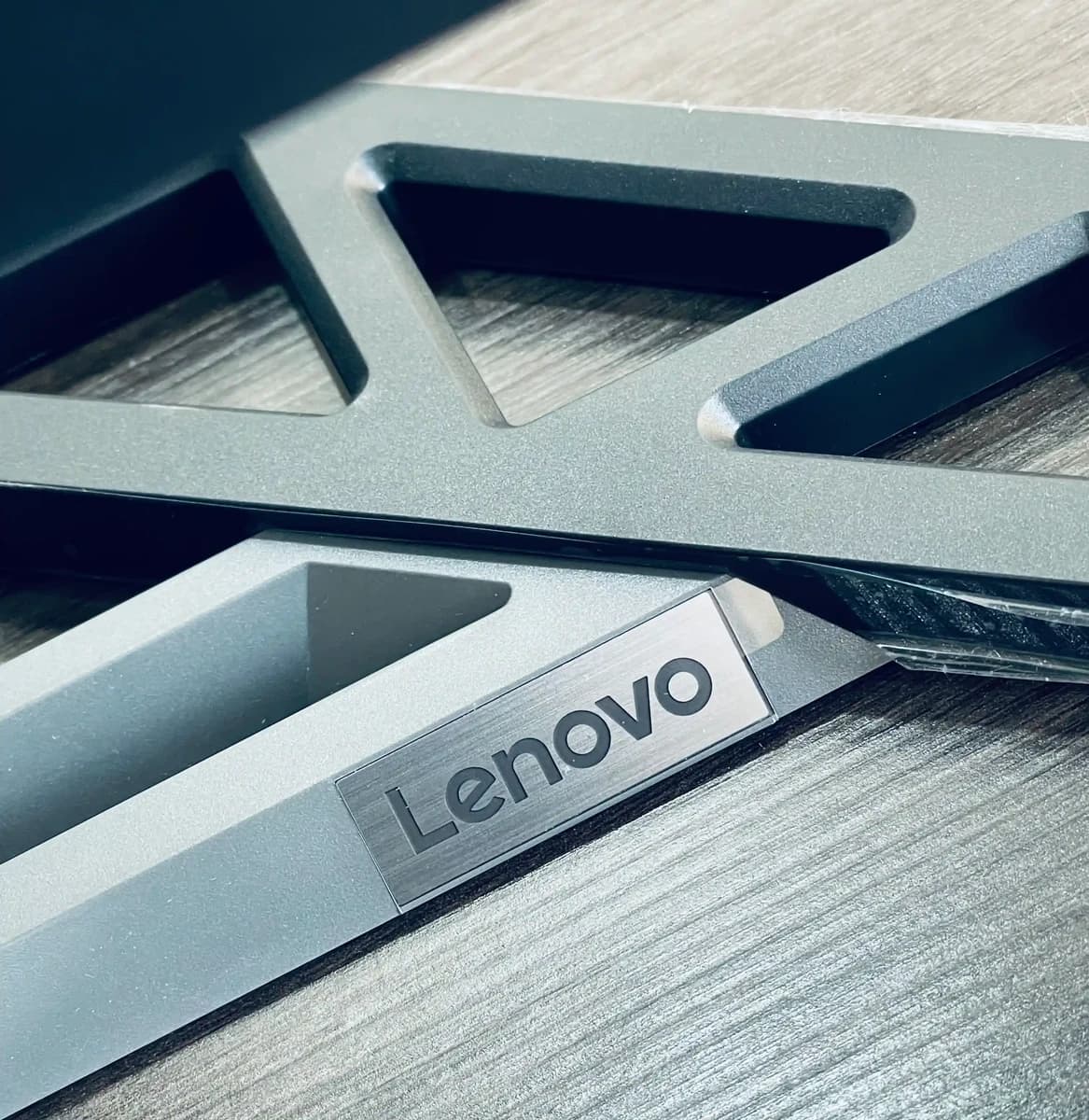 LENOVO LEGION R25f-30 24.5" ~ 240Hz (67B8GACBWW) - Image 10