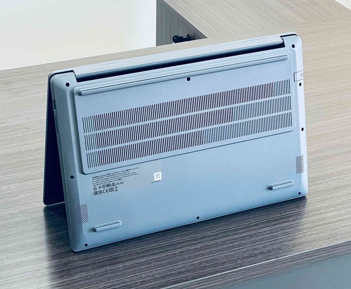 Lenovo LOQ 15ARP10E (83S0007PUE) - Image 8